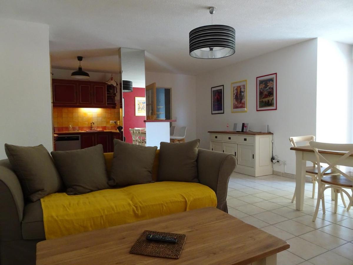 Les Manades Apartment Aigues-Mortes Bagian luar foto